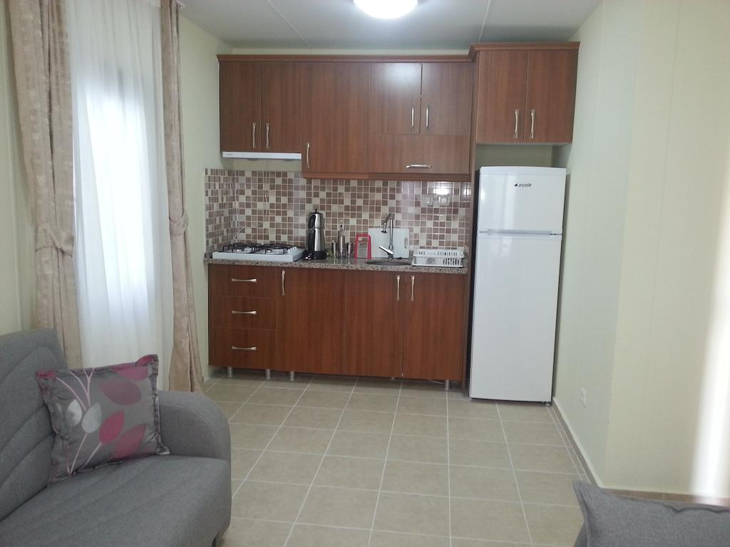 Pamilyon Apart Apartment Датча Стая снимка